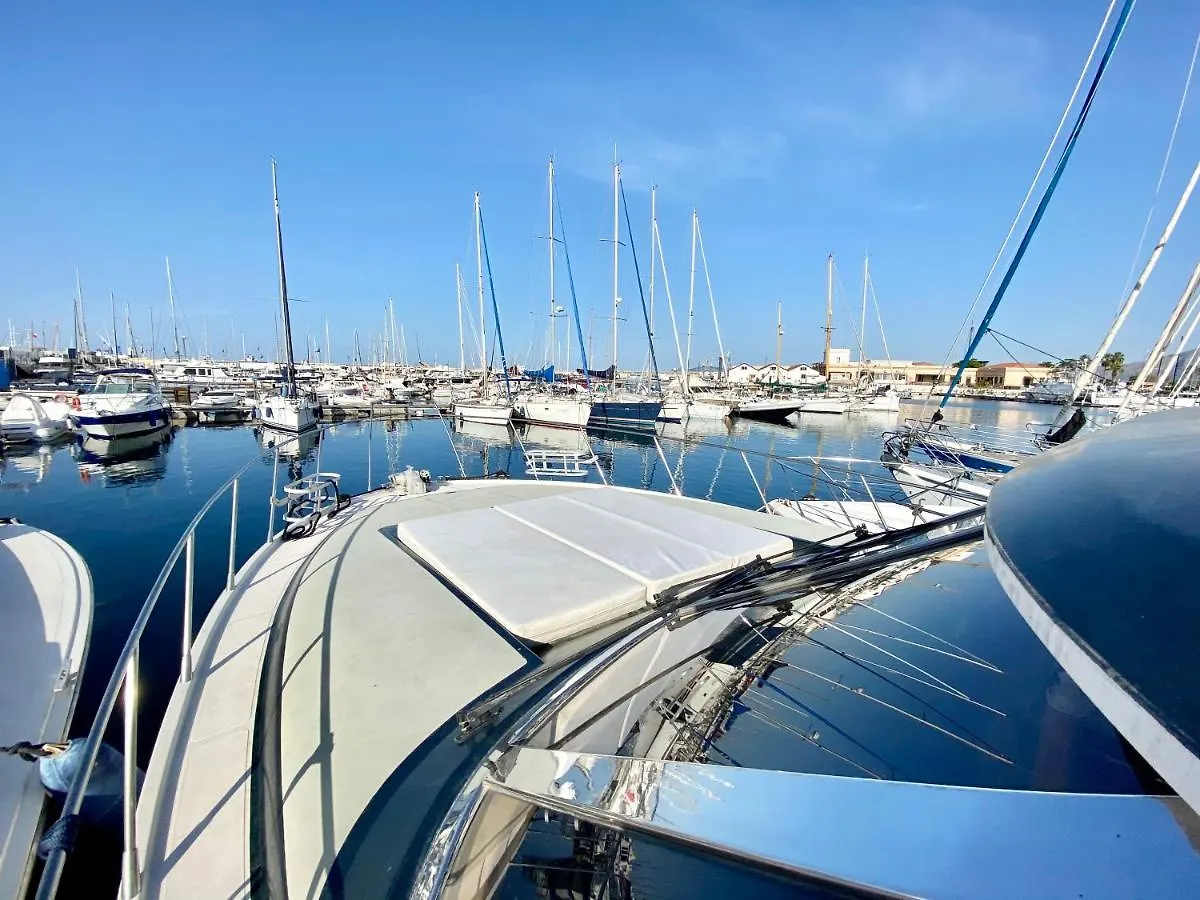 Panaby Houseboat Hotel Palermo 0*,