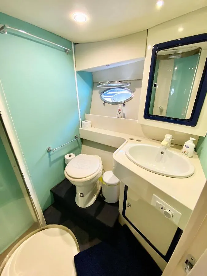 Ботель Отель Panaby Houseboat Палермо